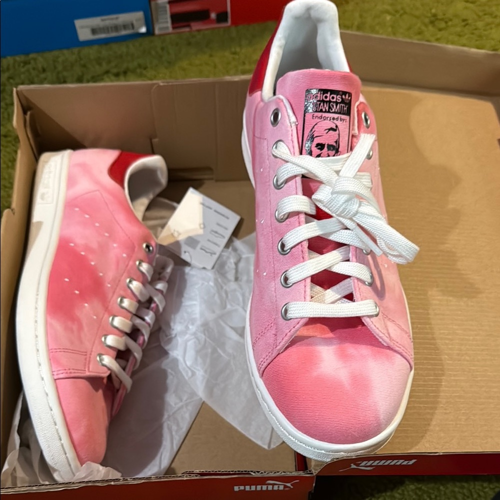 Adidas Pink Stan Smith Sneakers Classic Design